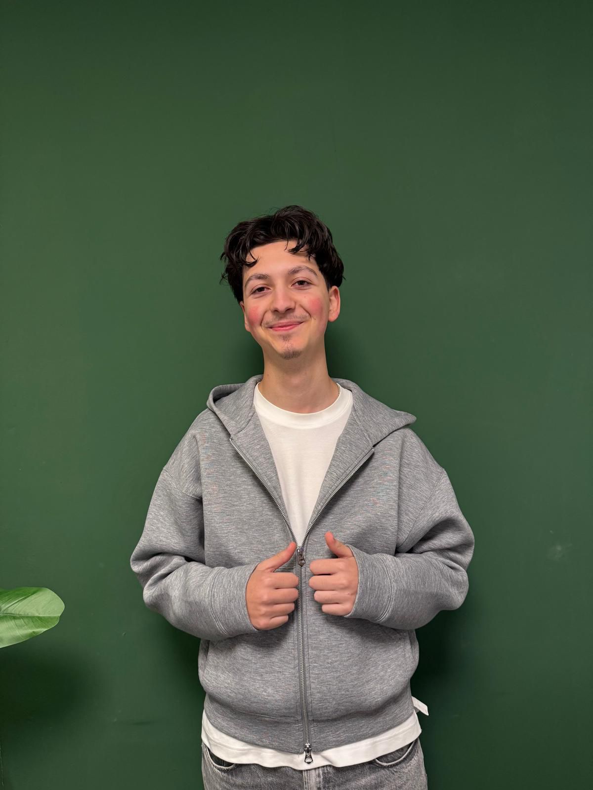 Fatih — salesmedewerker bij Trust Marketing Oss